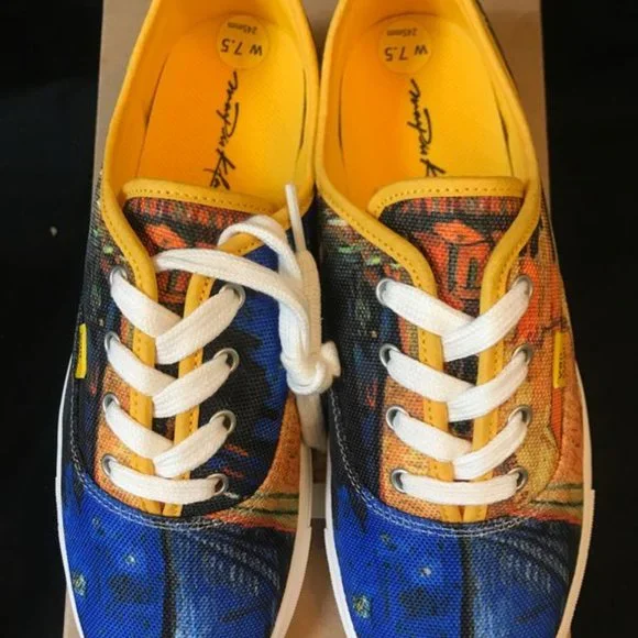 Women's Low Top Platform Lace Up Fashion Sneakers - Picture 5 of 9